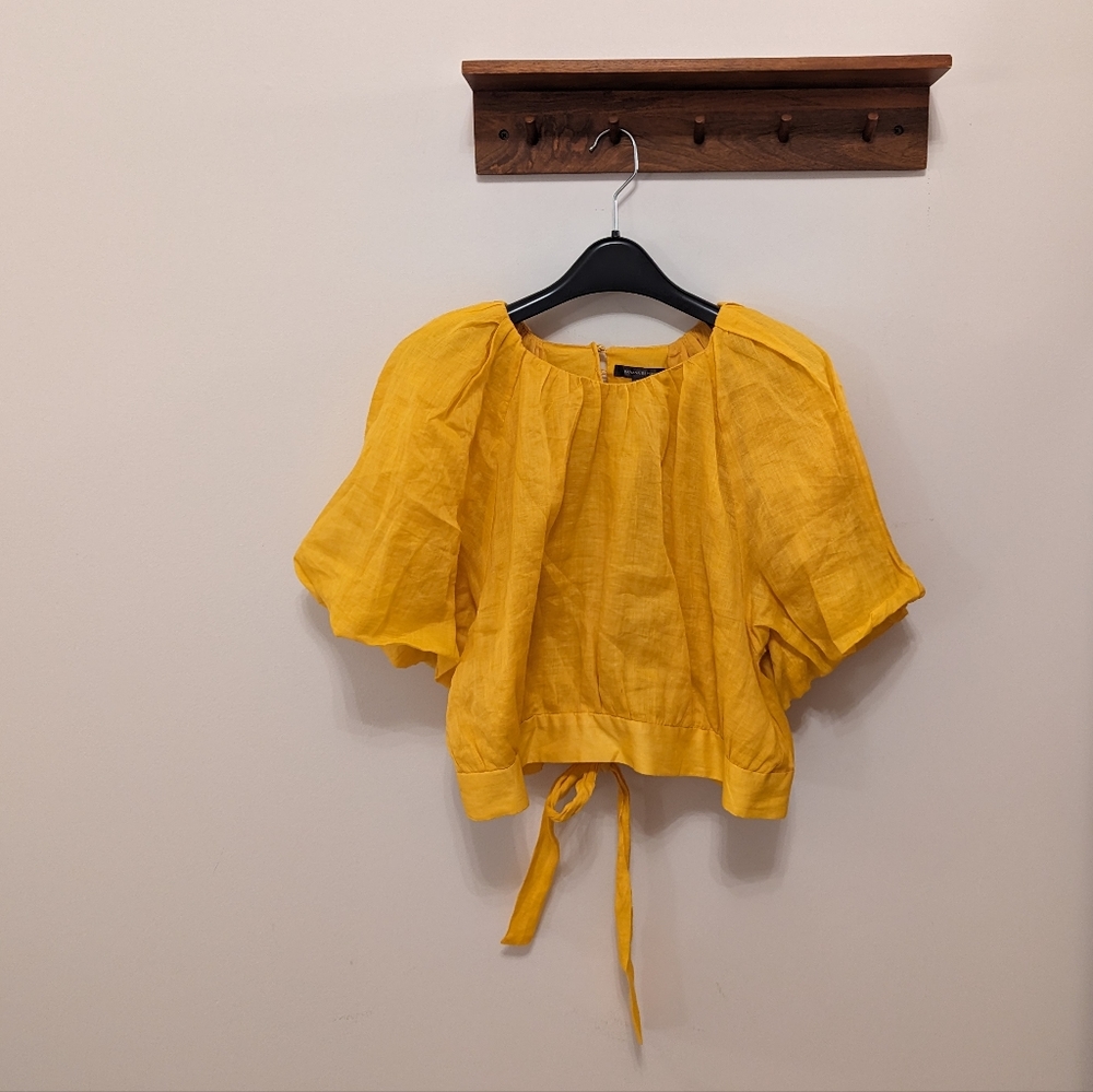 [banana republic] Open Back Yellow Tie Waist Top